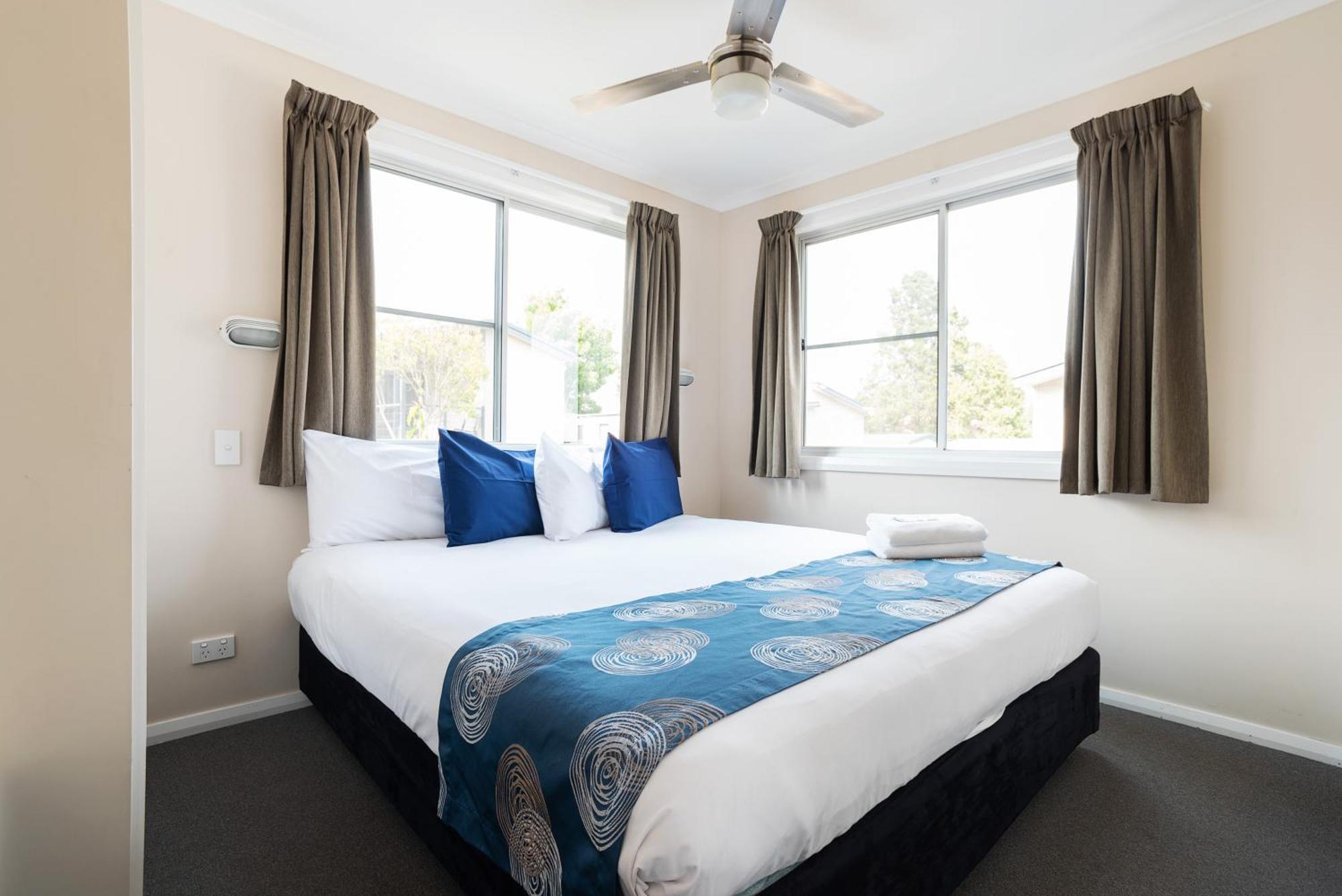 Crestview Tourist Park Hotell Queanbeyan Rom bilde
