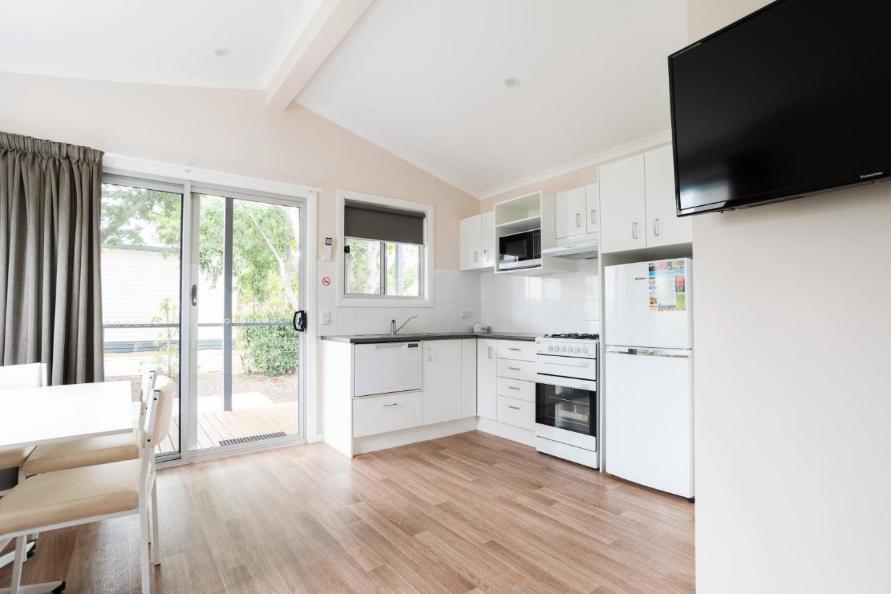 Crestview Tourist Park Hotell Queanbeyan Eksteriør bilde