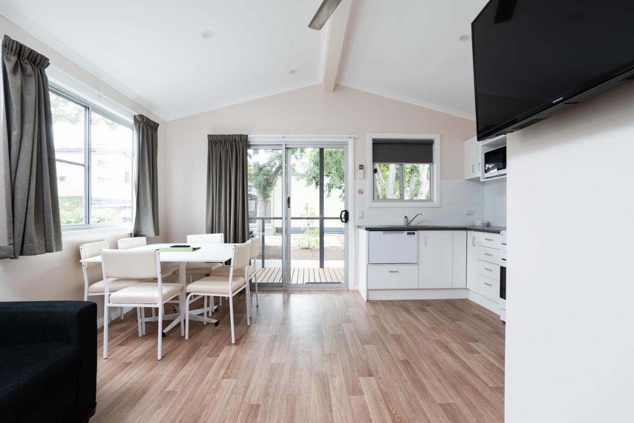 Crestview Tourist Park Hotell Queanbeyan Eksteriør bilde