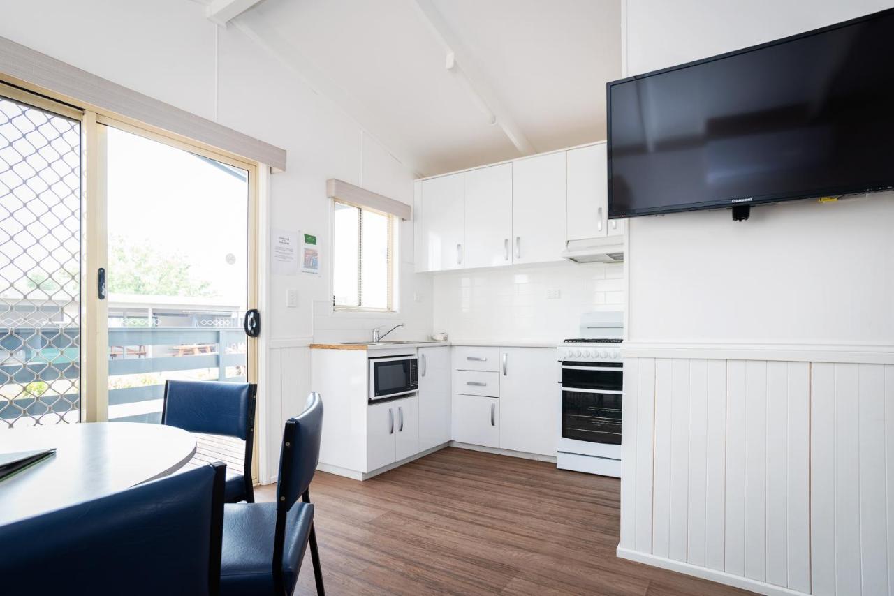 Crestview Tourist Park Hotell Queanbeyan Eksteriør bilde